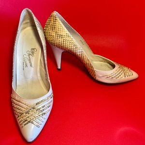 Vtg cream Leather and snake skin Pumps US Size 6.5